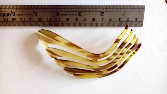 Unusual vintage celluloid hair comb, faux tortois… - image 8