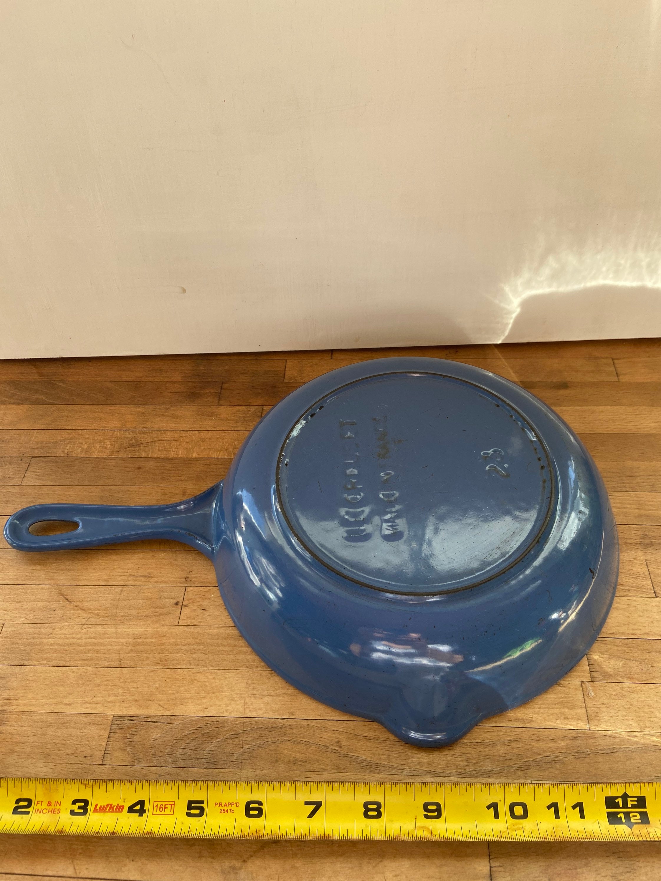 Le Creuset blue enamel medium skillet with black iron interior Etsy