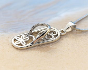 Sterling Silver Flip Flop Necklace – Beach Lover Pendant for Women, Dainty Coastal Jewelry, Summer Vacation Gift, Ocean Style Charm