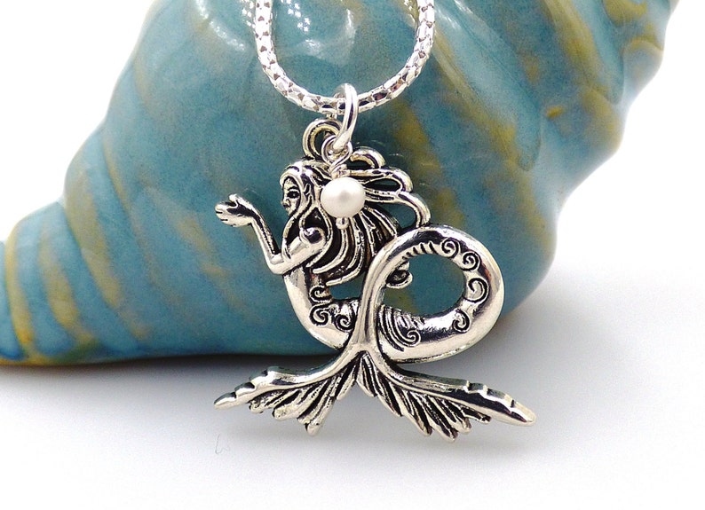 Fantasy Sea Ocean Beach Jewelry Sterling Silver Nautical Jewelry Mermaid Necklace Lightweight Everyday Freshwater Pearl Charm Necklace