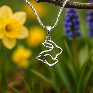 Sterling Silver Bunny Necklace – Minimalist Rabbit Charm Pendant for Women, Cute Animal Jewelry, Easter Gift, Nature-Inspired Necklace