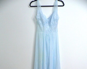 Vintage 1960's - 70's Baby Blue Nightgown by Vanity Fair, Lace and Looped Straps, Vanity Fair Size 32