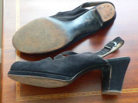 1940's Shoes , 1940's Black Suede Peep Toe Slingb… - image 7