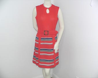robe en tricot Kay Windsor vintage des années 1960, robe d'été en tricot à rayures rouges