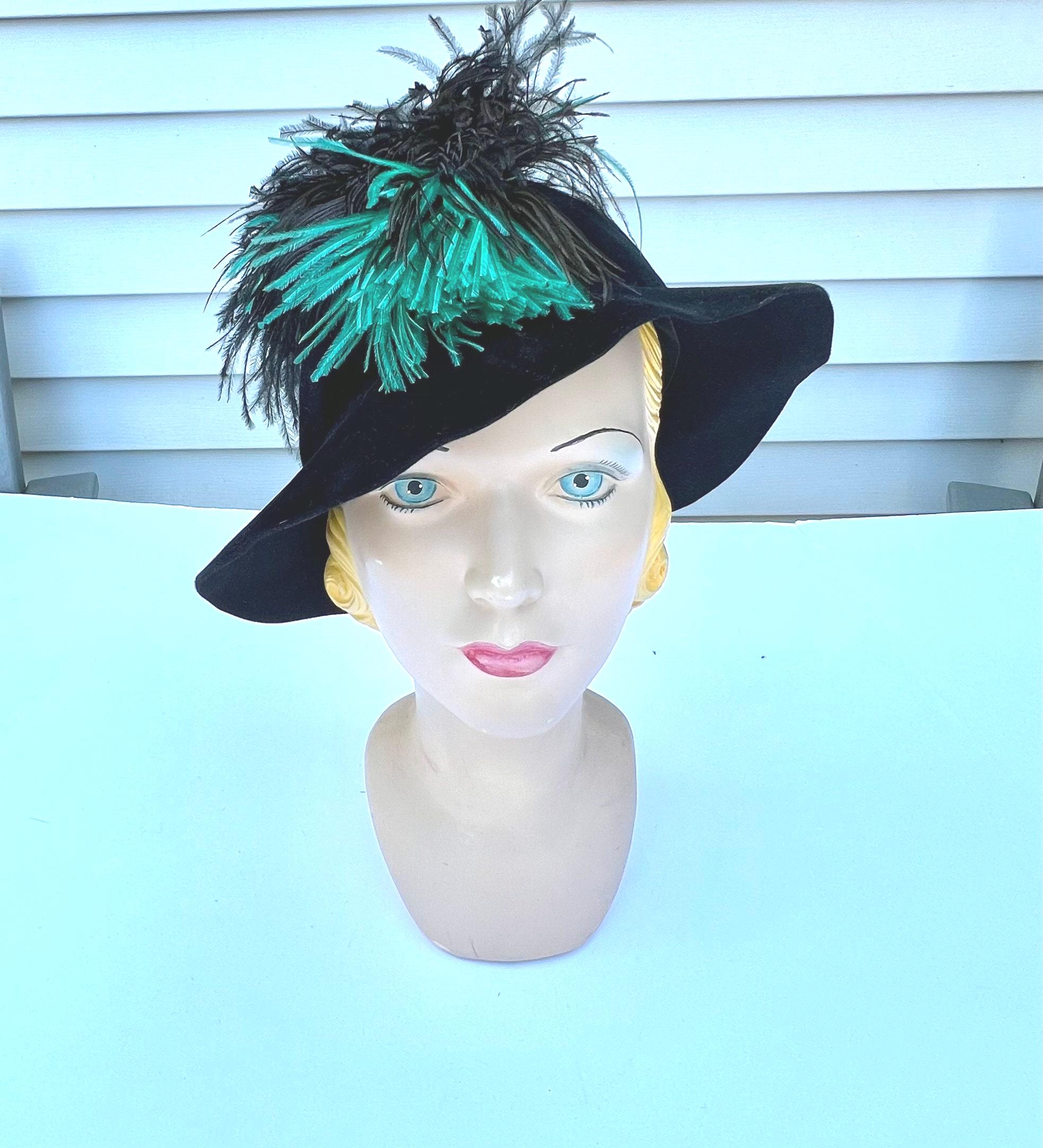 【if you have/Feather Hat】 Vintage 1970s Jack McConnell Feather Hat Wide Brim Red Feather One