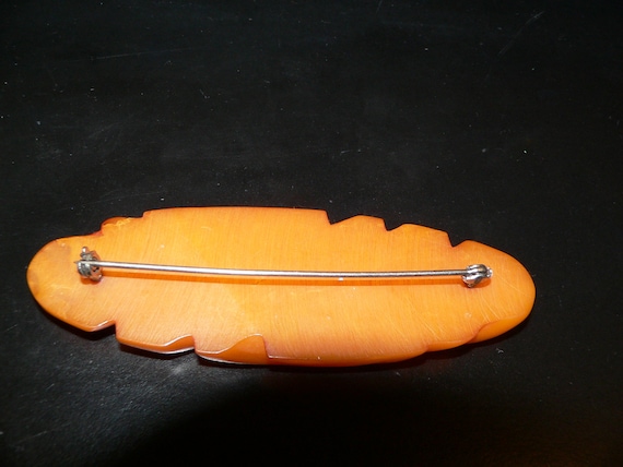 Vintage Carved Amber Butterscotch Bakelite Pin - image 4
