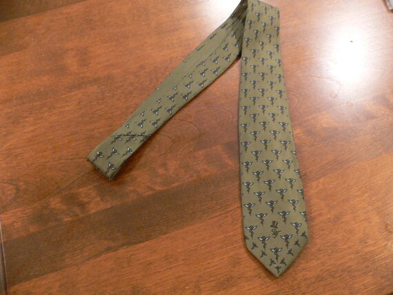 Vintage 1960's Olive Green Skinny Silk Tie with M… - image 3