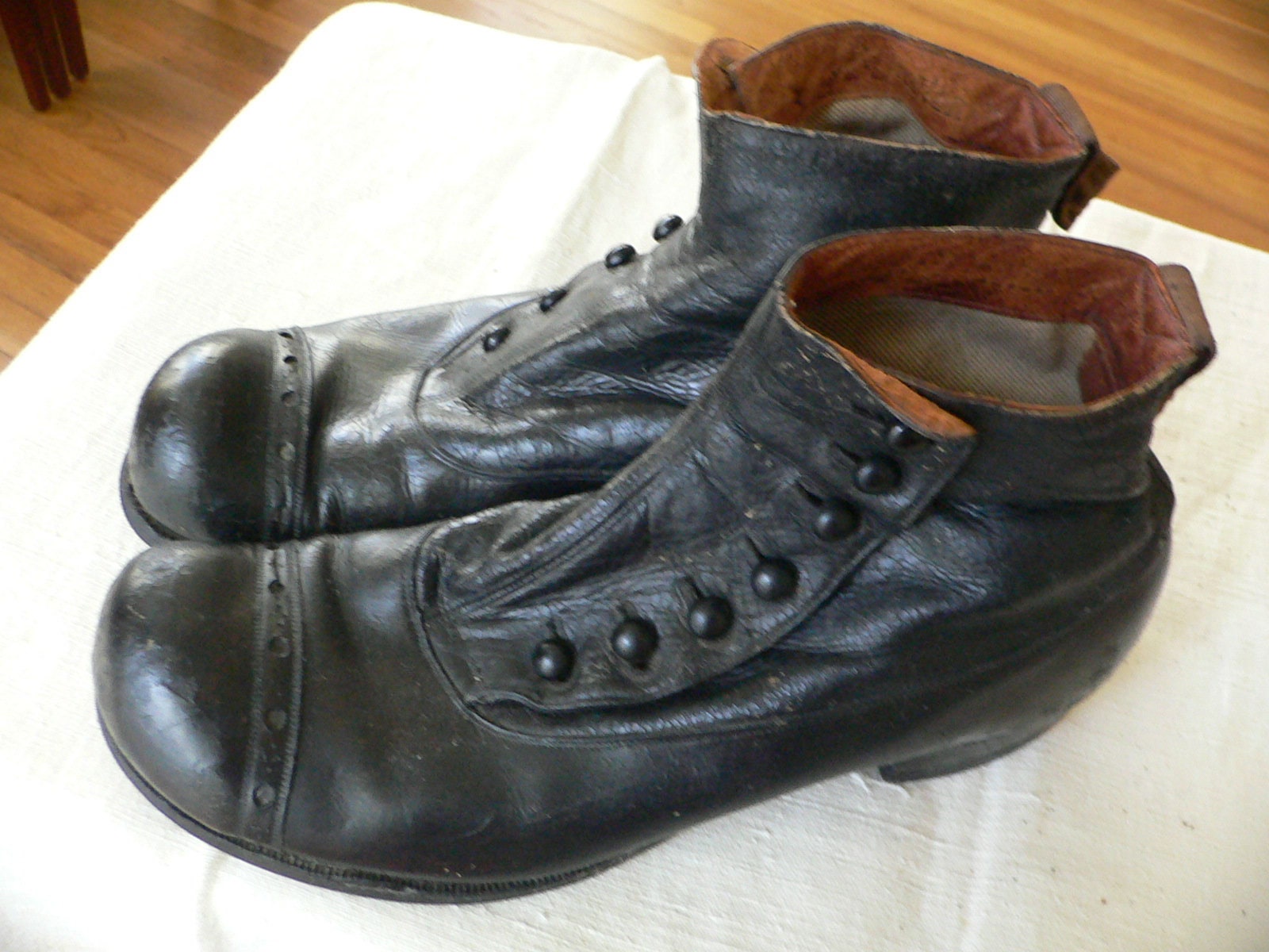 1910s Side Button Grey + Black Shoes | Sz 8 Men's – Witchy Vintage