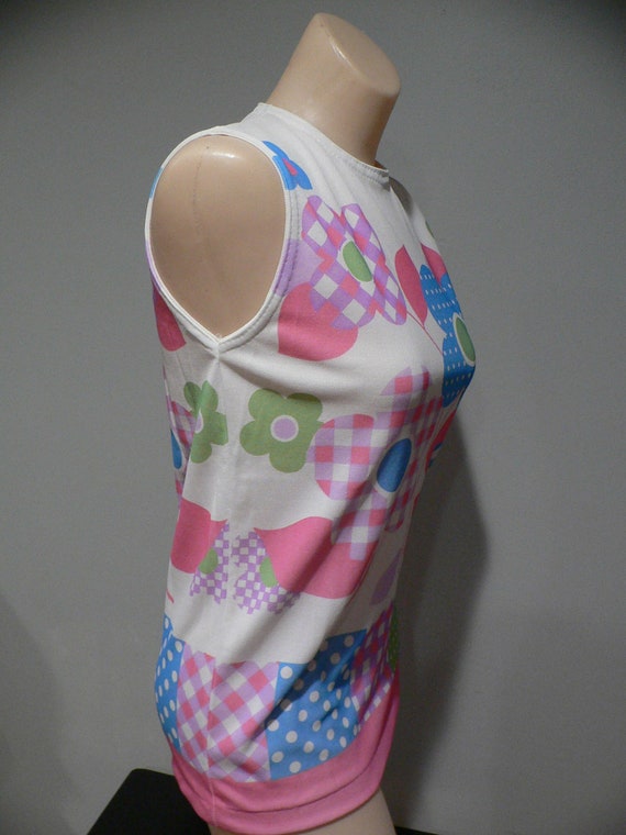 Vintage 70s Polyester Flower Print Mod Shell Top,… - image 9