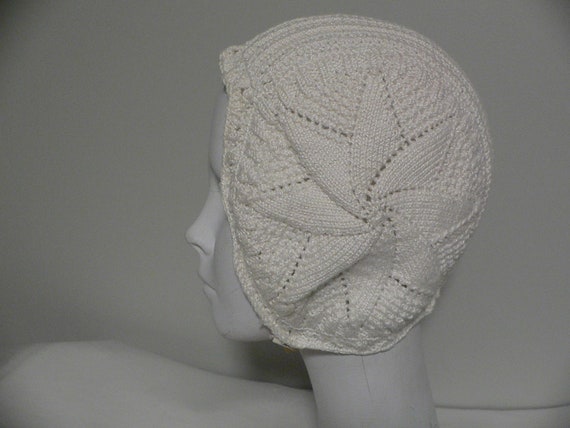 Vintage 1930's White Knit Hat Teen / Ladies Knit