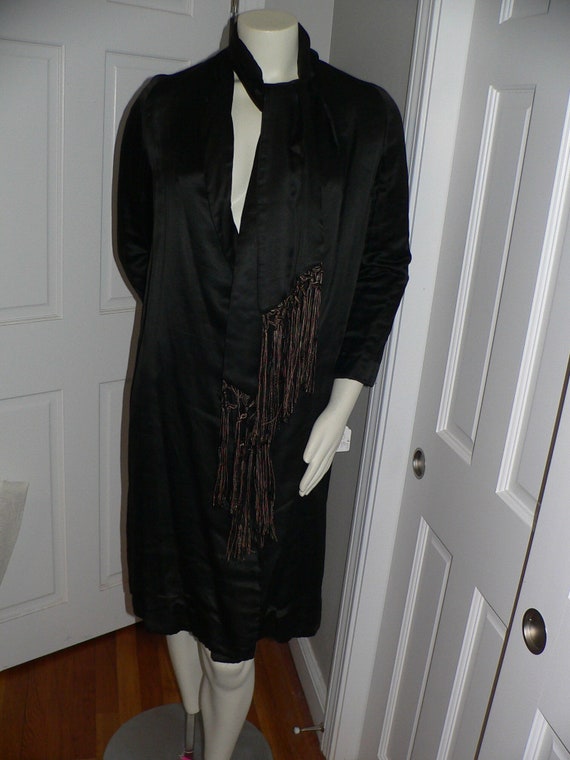 1920's Black Silk Flapper Coat with Attached Frin… - image 2