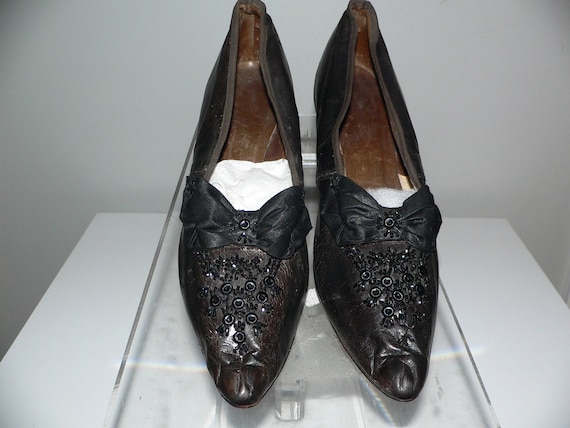 Victorian 1870's Beaded Leather Shoes - image 2