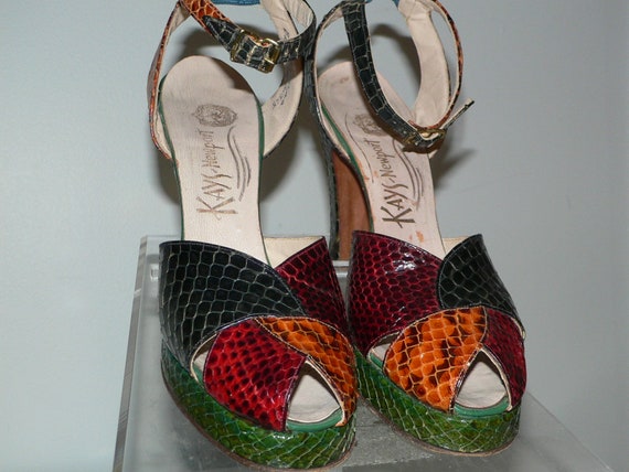 Vintage 1940's Peep Toe Platform Snakeskin Shoes … - image 3