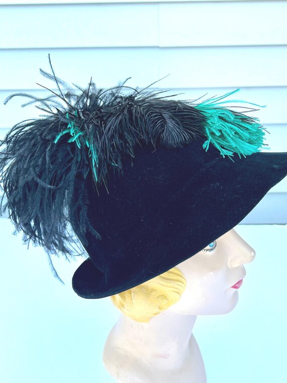 1940 display picture 1