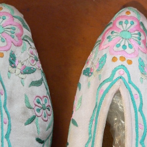 Pair of Antique 1920s Chinese Embroidered Shoes