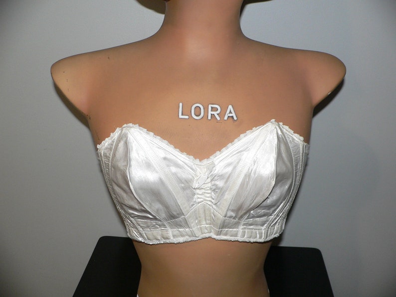 brassiere strapless