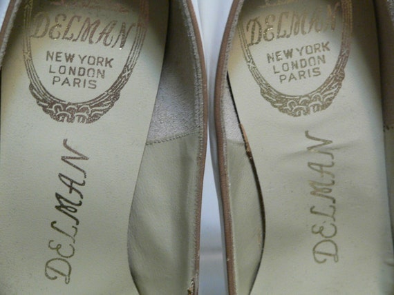 Vintage 1950's 60's Delman Spectator Shoes, Size … - image 9