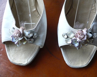 1950s Hess High Heel Open Toe Slingback with Porcelain Flowers and Jewels , Hand Lasted Bench Made, Size 7 M