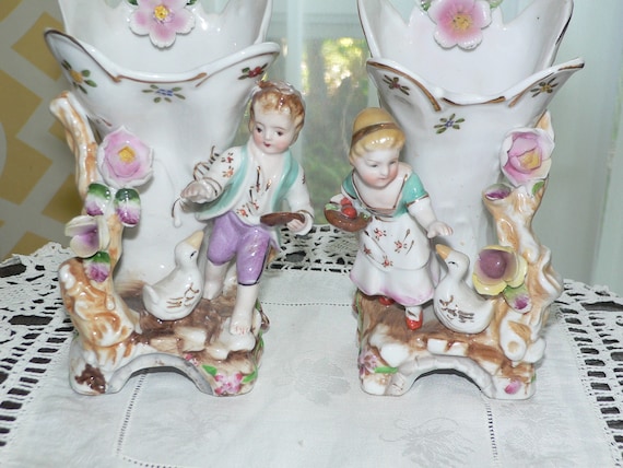 Vintage Japanese Pastel Floral Vase with Gold Trim Vintage Japanese Pastel Floral Vase with Gold Trim