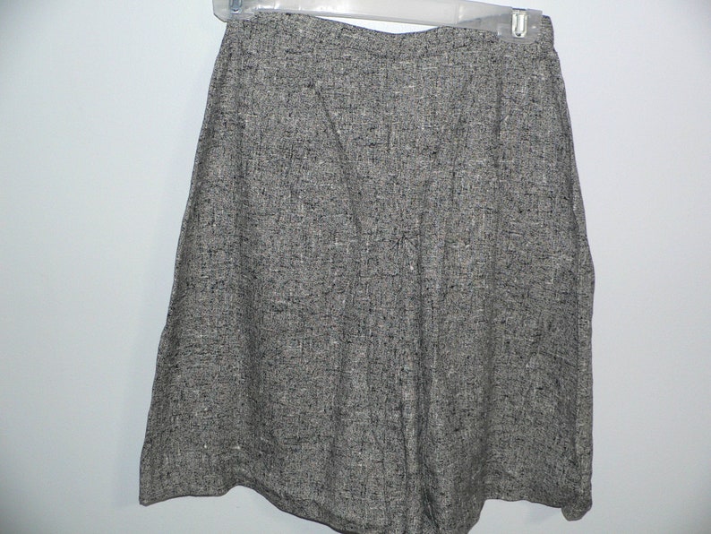 1960's Black And White Tweed Culottes by Dutchemaid. Size 24, XS Culottes image 4