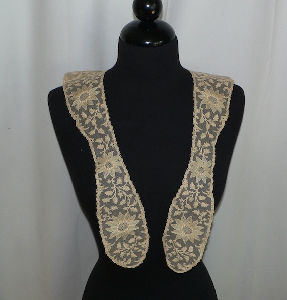 Victorian Edwardian Beige Net Lace Collar Limerick