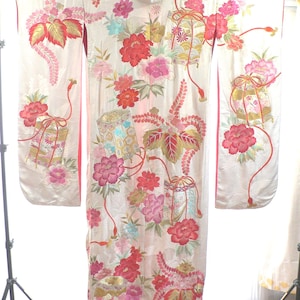 Vintage  Kimono Uchikake Silk with  Embroidered Florals and Auspicious Symbols