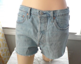Short premium Levis 501 avec bandes latérales Levi, taille 31