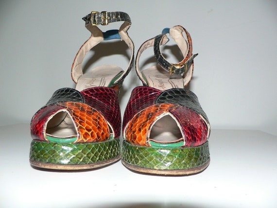 Vintage 1940's Peep Toe Platform Snakeskin Shoes … - image 7