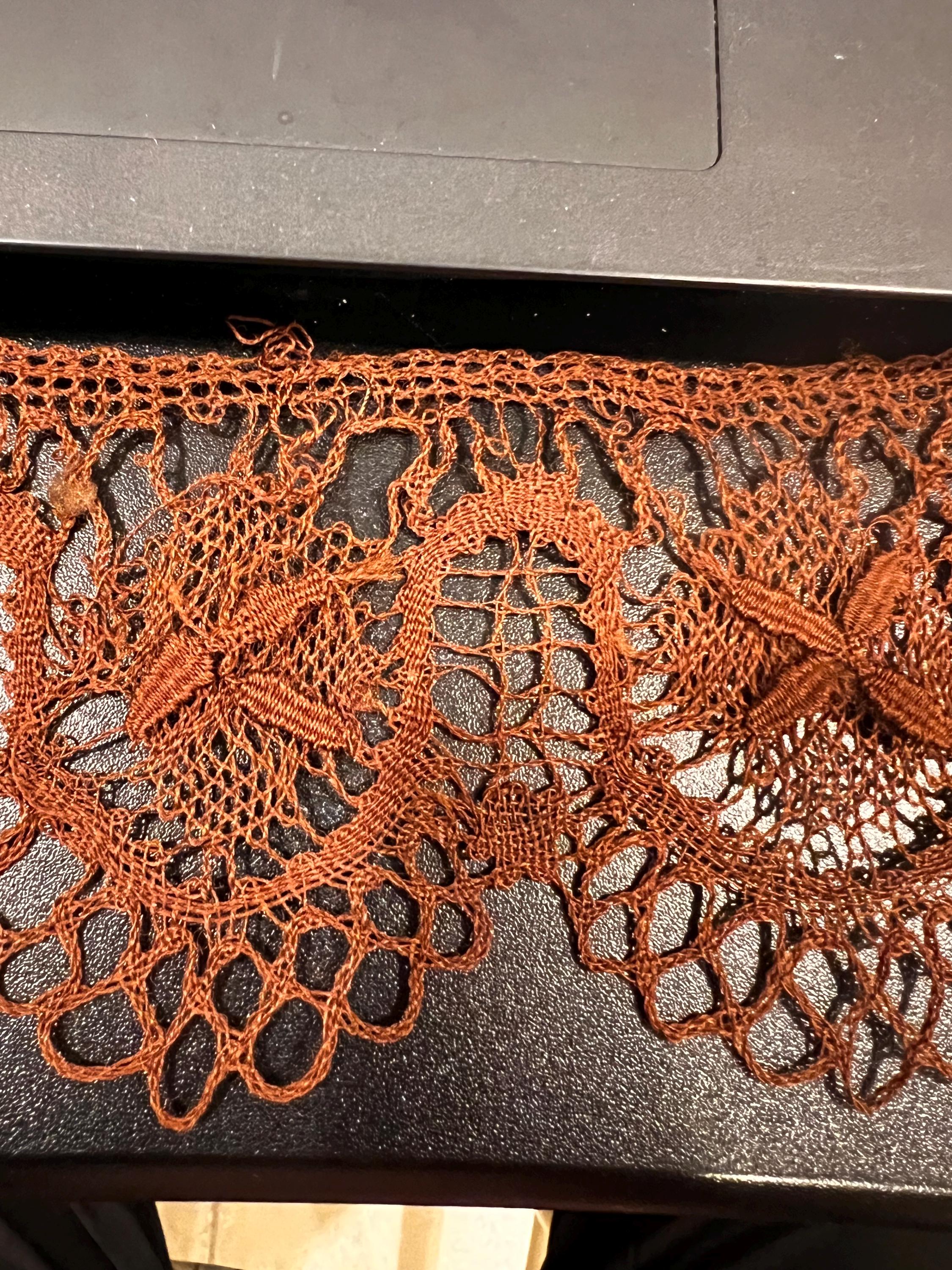 Antique/ Vintage Brown Bobbin Lace Trim, 80 