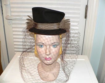 1940s Brown Felt Hat with Tan Ribbon Trim