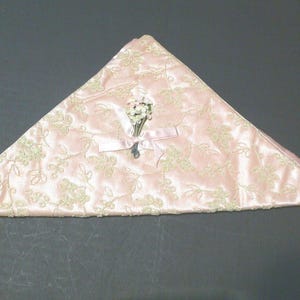 1950&#39;s Ann Seton Triangle Lingerie Bag, Embroidered Net Lace Hankie Holder