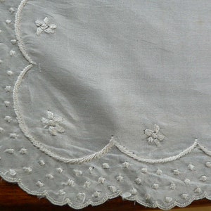 Antique Cream Silk Hankie with Embroidery.