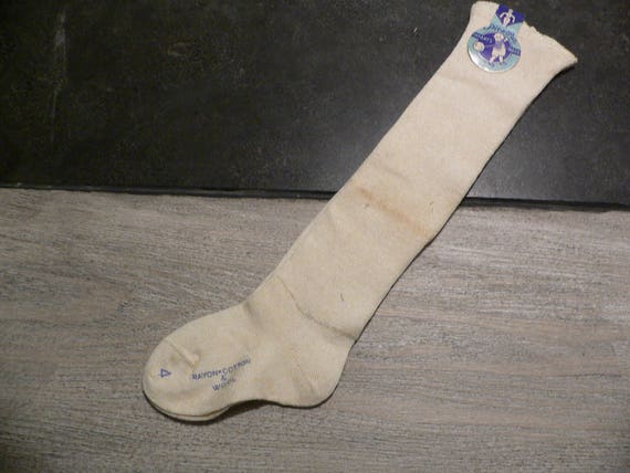 1950 Pit a Pat Child Socks Size 4, Vintage Doll S… - image 1