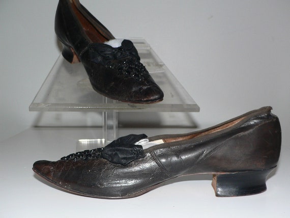 Victorian 1870's Beaded Leather Shoes - image 3