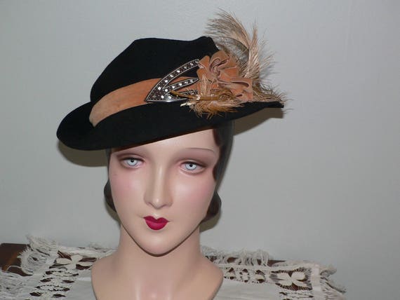 1930s- 40s Slouch Fedora Hat Brown Felt with Tan V