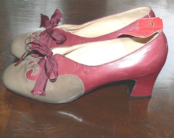 1960's - 1970s   2 Tone Shoes Magninique Made in Spain  for I Magnin , Deadstock, New With Tags