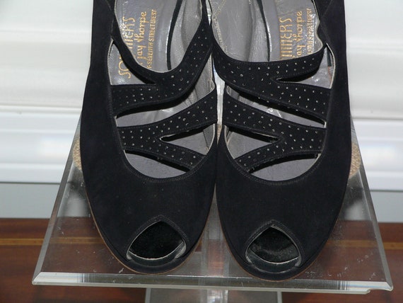 1940's Shoes , 1940's Black Suede Peep Toe Slingb… - image 3