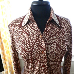 1970&#39;s Lady Manhattan Nylon Floral Print Blouse