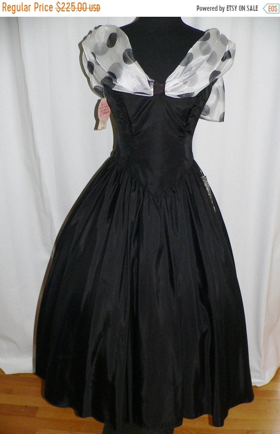 80s Does 50s Black Party Dress with Large Polka D… - image 3