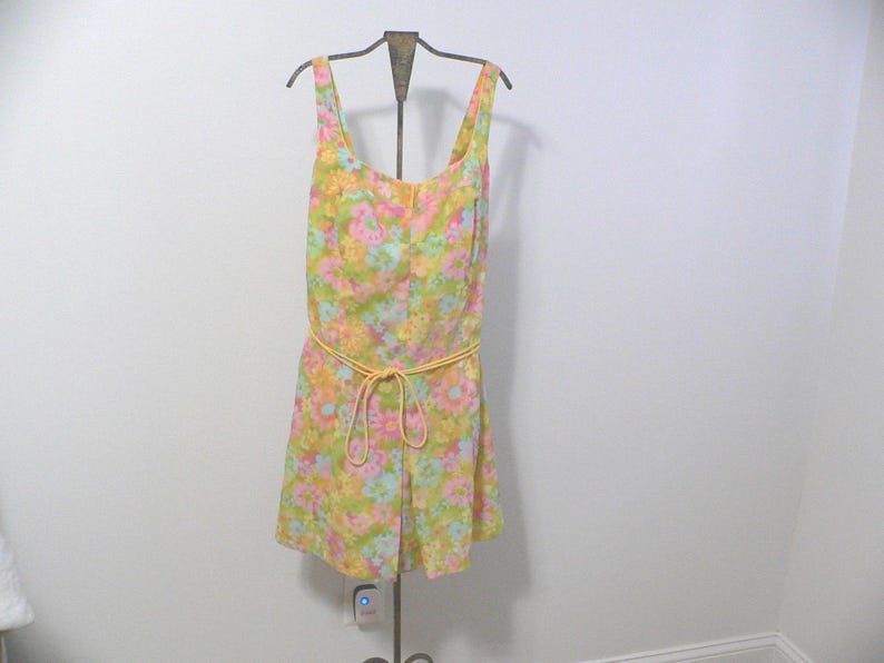 Vintage 1960's Gabar Floral Bathing Suit , Romper , Size 44, New Old Stock image 2