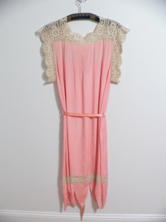 1920s LACE NIGHTGOWN