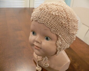 Bonnet au crochet pour bébé ou poupée vintage des années 30 et 40