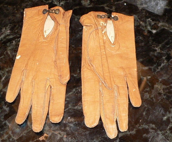 Antique Childs Gloves  or Antique  Dolls Gloves T… - image 4