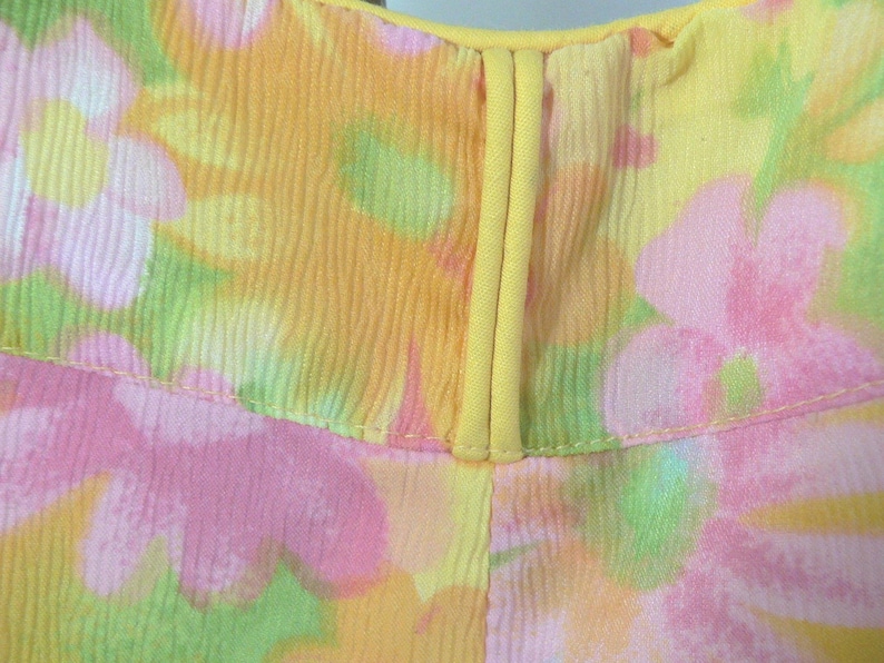 Vintage 1960's Gabar Floral Bathing Suit , Romper , Size 44, New Old Stock image 4