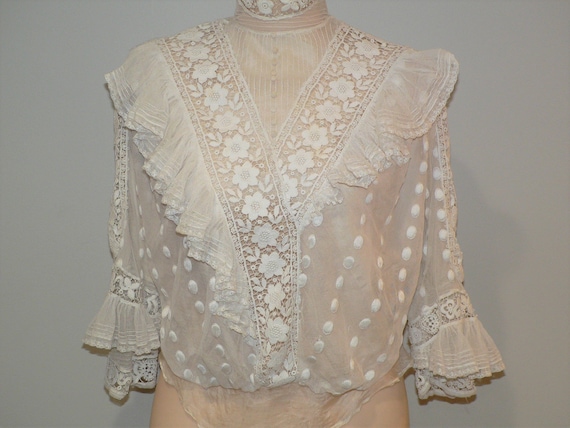 Antique Edwardian White Lace Bodice