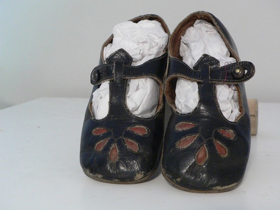 vintage mary janes shoes