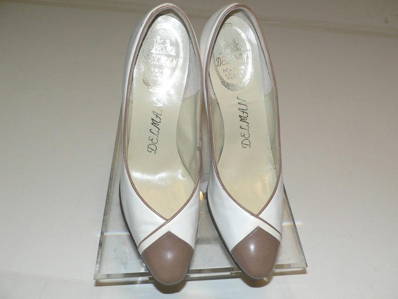 Buty Delman Spectator z lat 50. i 60. XX wieku, rozmiar 6 1/2 B zdjęcie 1