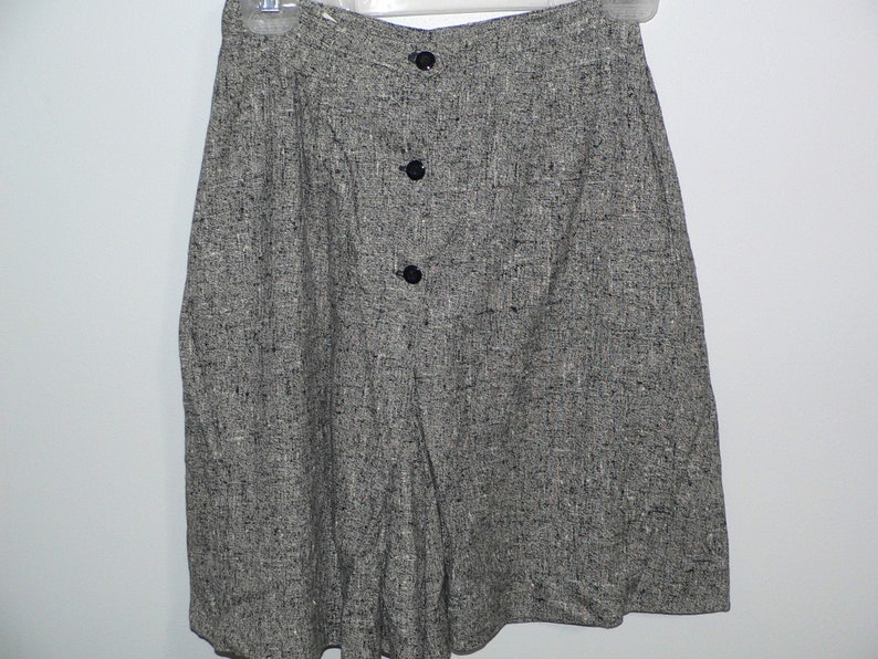 1960's Black And White Tweed Culottes by Dutchemaid. Size 24, XS Culottes image 1