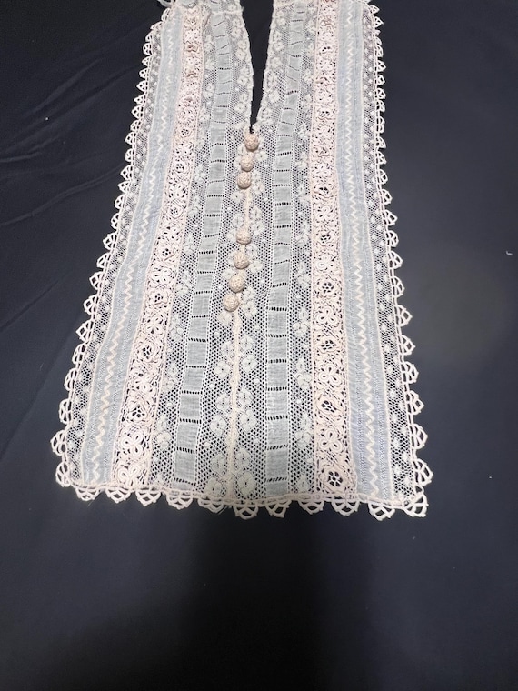 Antique 1900s Dickie Beige Embroidered with Mixed… - image 2