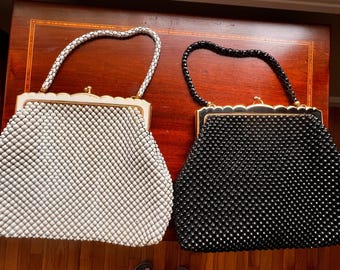 Sac à main Whiting Davis vintage des années 50-60, noir ou blanc